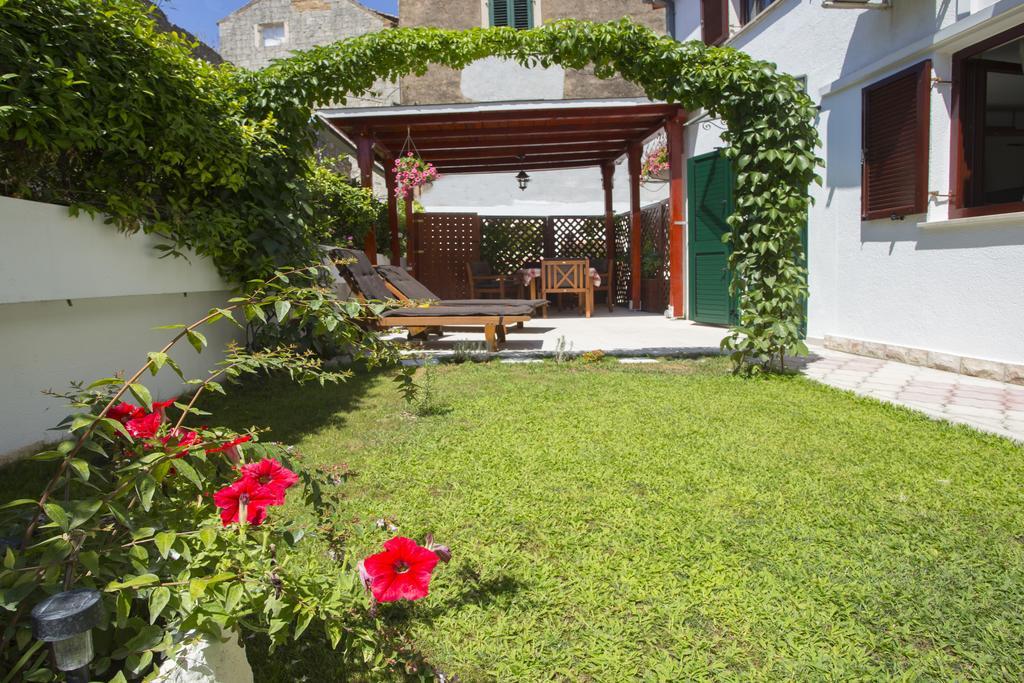 City Center Apartment Kadena Split Dış mekan fotoğraf